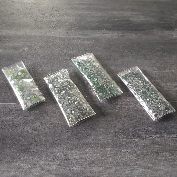 Green Diamond Nail Art Bundle - Picture 2 of 2
